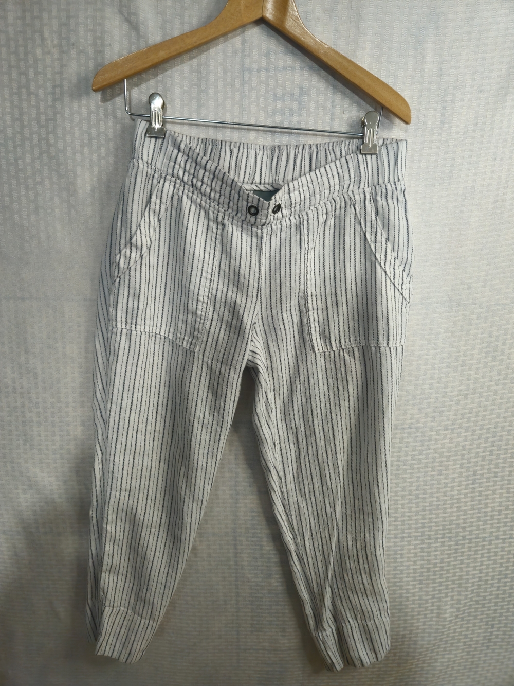 Athleta White Cropped Pinstripe Drawstring Pants Size 8 100% Linen. - Picture 2 of 9